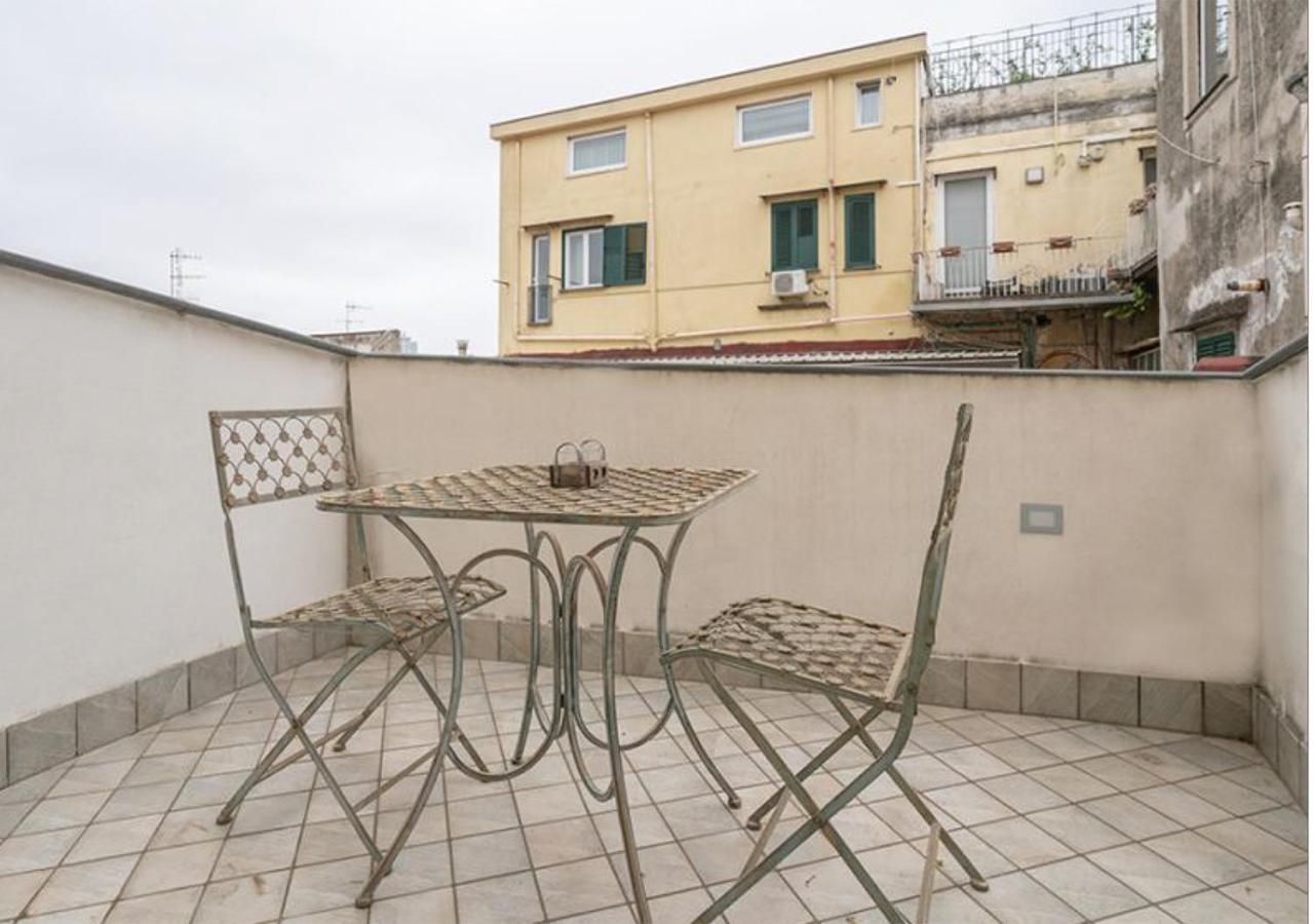 Rooftop Guesthouse Nápoly Kültér fotó